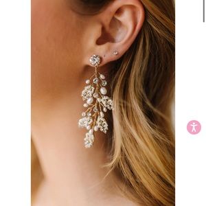 Untamed Petals Ashby Earrings